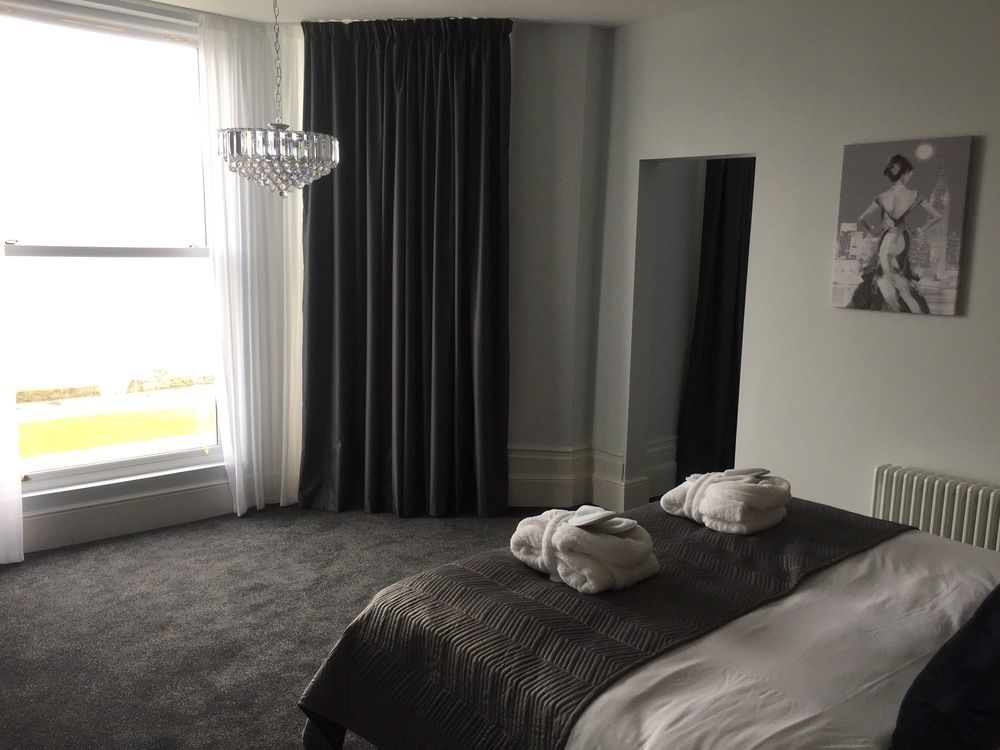 The View Hotel Folkestone, A Member Of Radisson Individuals Екстериор снимка