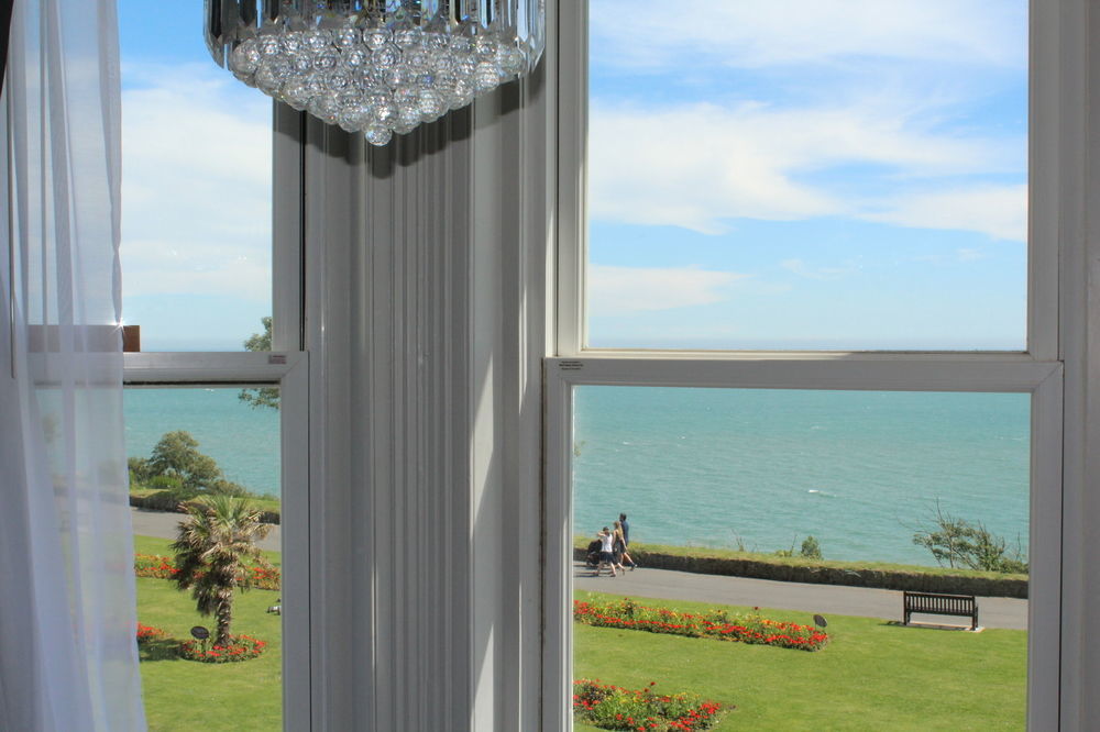 The View Hotel Folkestone, A Member Of Radisson Individuals Екстериор снимка