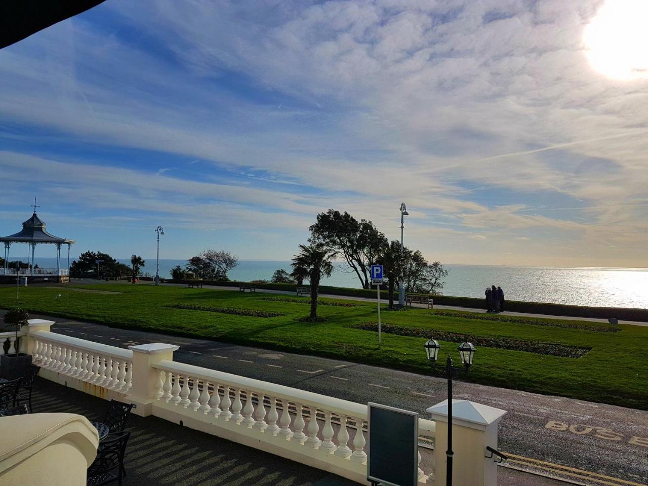 The View Hotel Folkestone, A Member Of Radisson Individuals Екстериор снимка